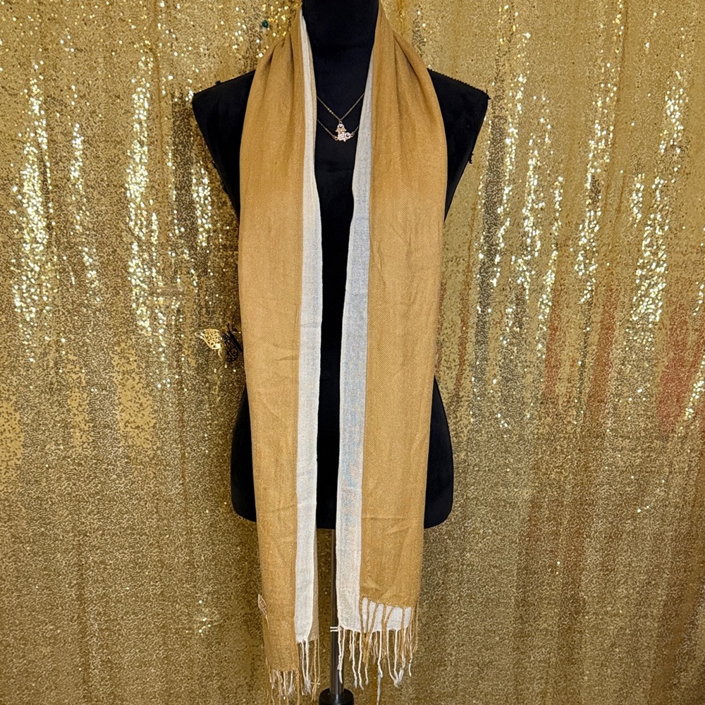Pashmina tan and Cream Wrap 30% silk